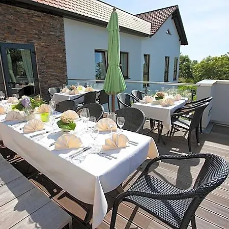 Zum Taufstein Hotel